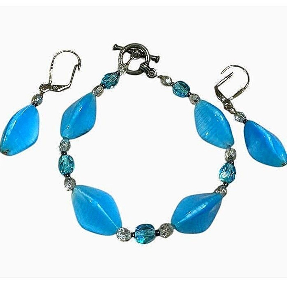 Handmade Blue Cat's Eye Crystal Bracelet Set‎ with Silver Toggle Clasp